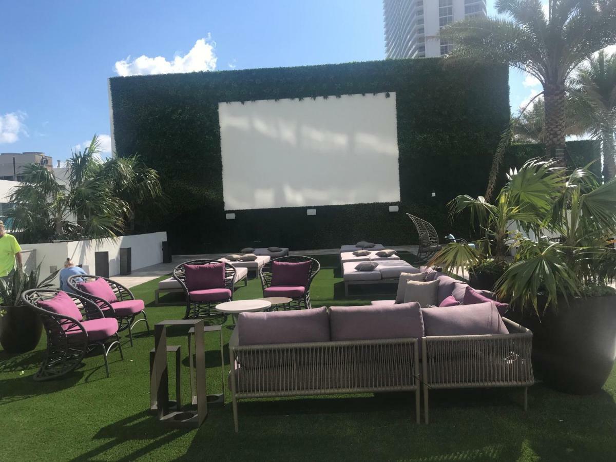 Apartament Hide House Hollywood Zewnętrze zdjęcie